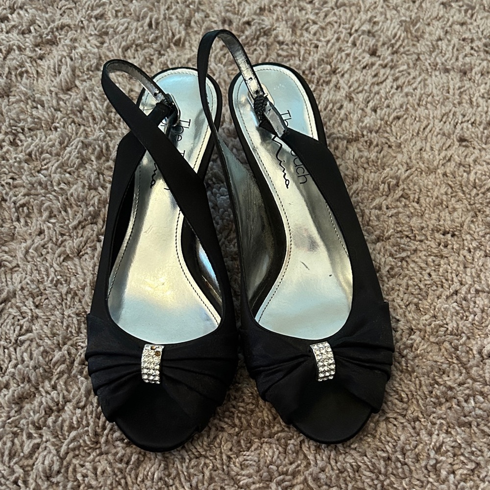 The Touch of Nina black bow heels